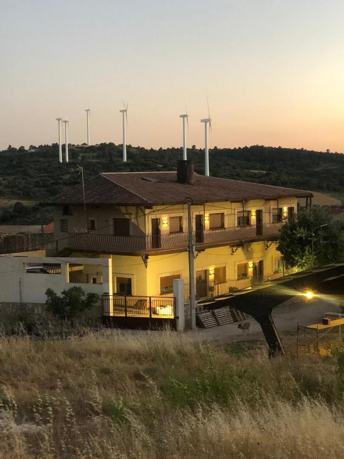 Casas Rurales Santa Ana De La Sierra Luaran gambar