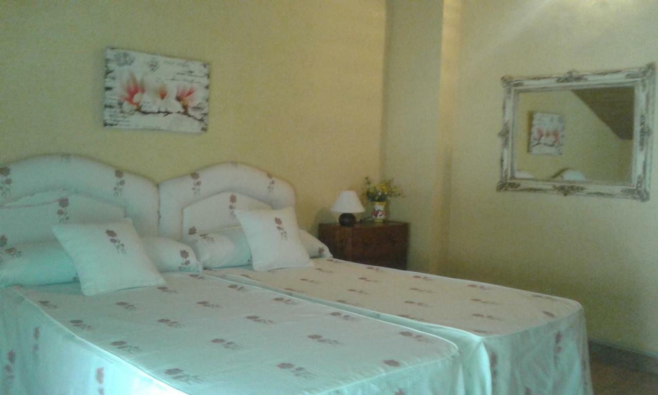 Casas Rurales Santa Ana De La Sierra Luaran gambar